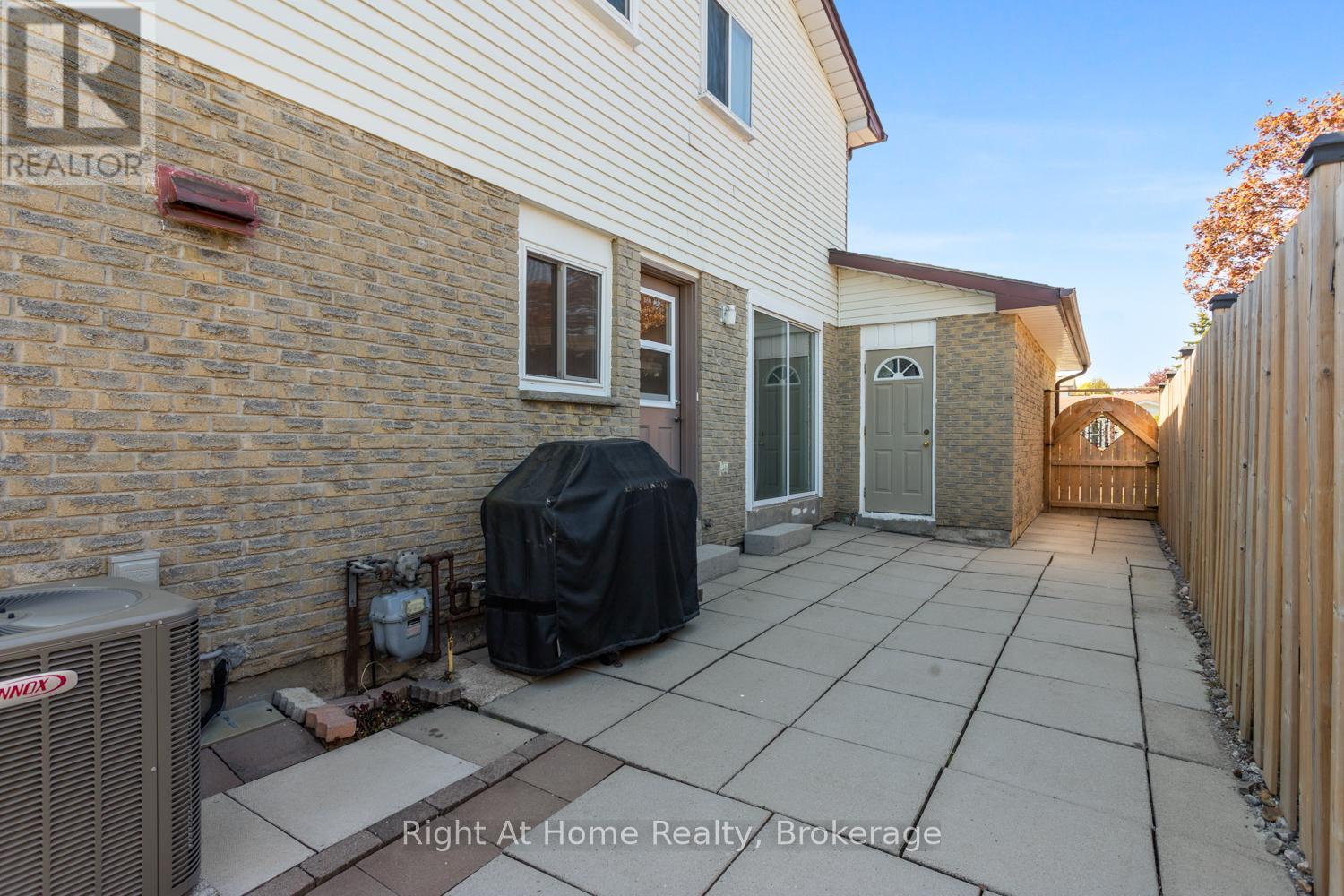 12 Pittmann Crescent, Ajax (South West), Ontario L1S 3G3 - Photo 38 - E13160722