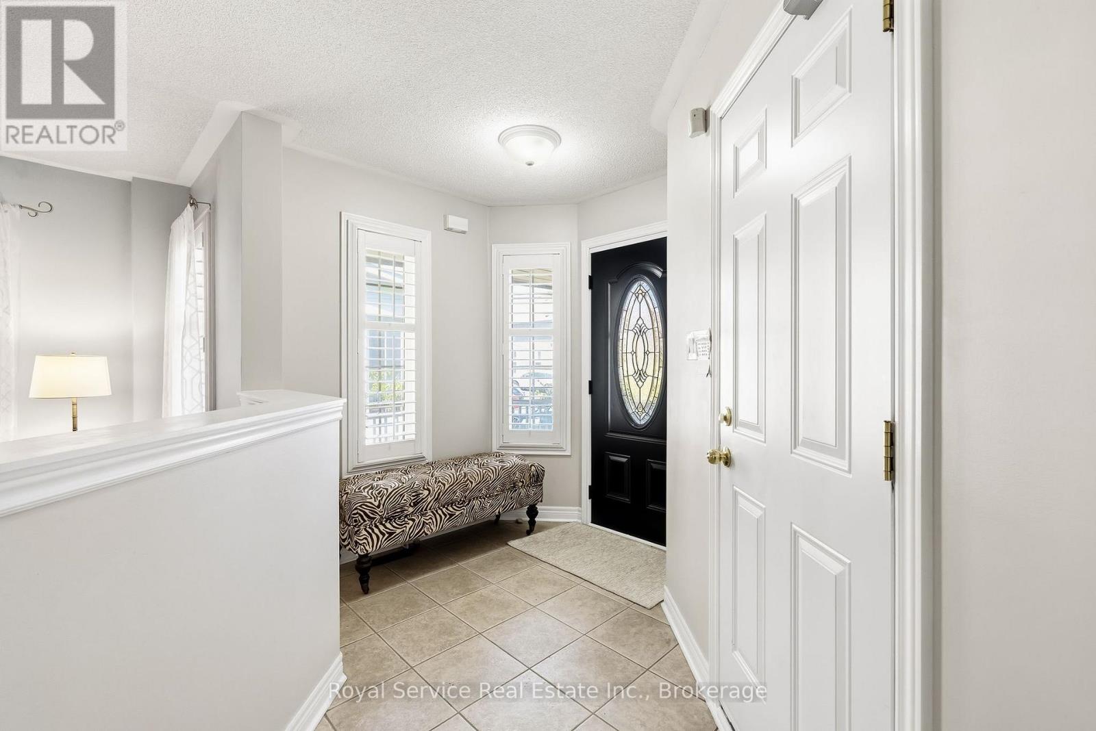 101 Rich Crescent, Whitby (Williamsburg), Ontario  L1P 1V6 - Photo 4 - E13160852