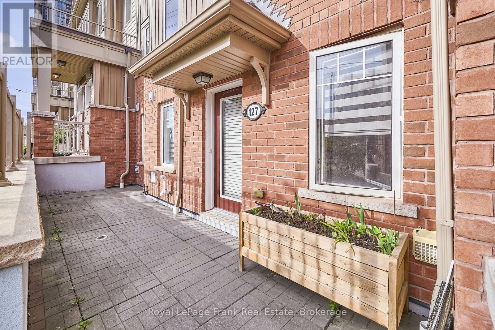 127 - 2500 Hill Rise Court, Oshawa (Windfields), Ontario  L1L 0M6 - Photo 3 - E13160864
