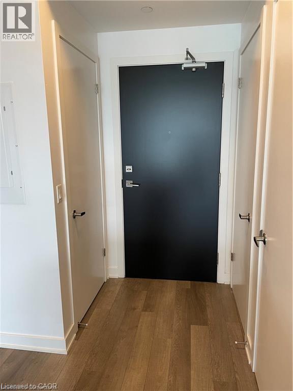 5220 Dundas Street Unit# 412, Burlington, Ontario  L7R 3X4 - Photo 1 - 40832633