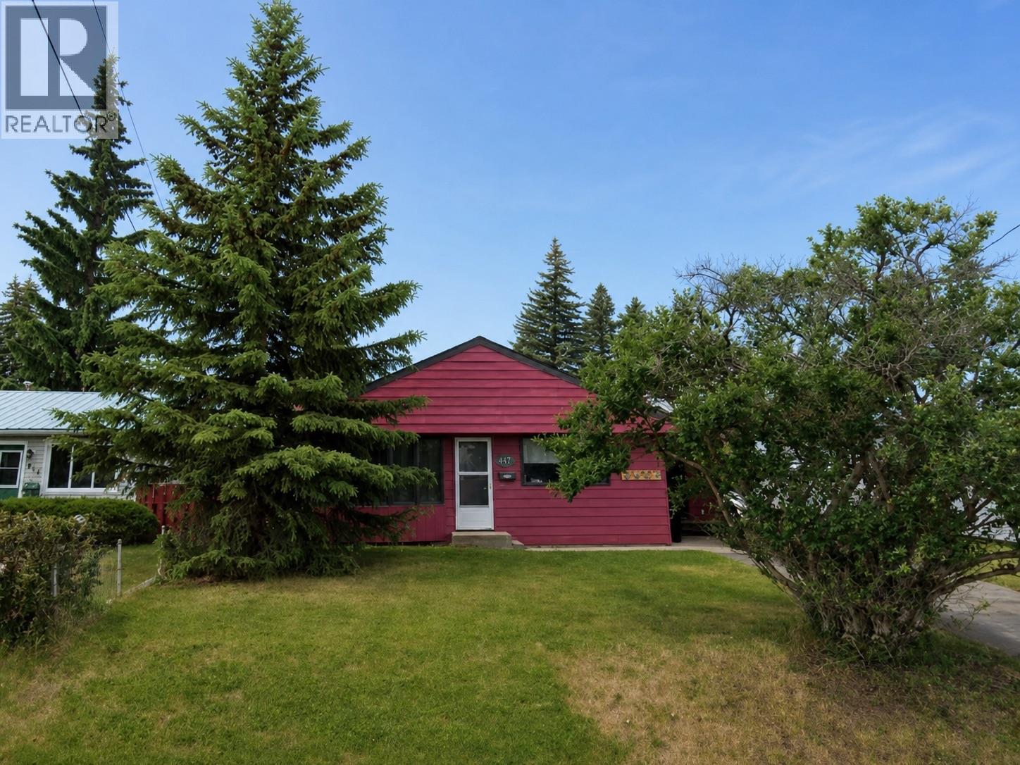 413 12th  S Avenue, Cranbrook, British Columbia  V1C 2M7 - Photo 1 - 10388484