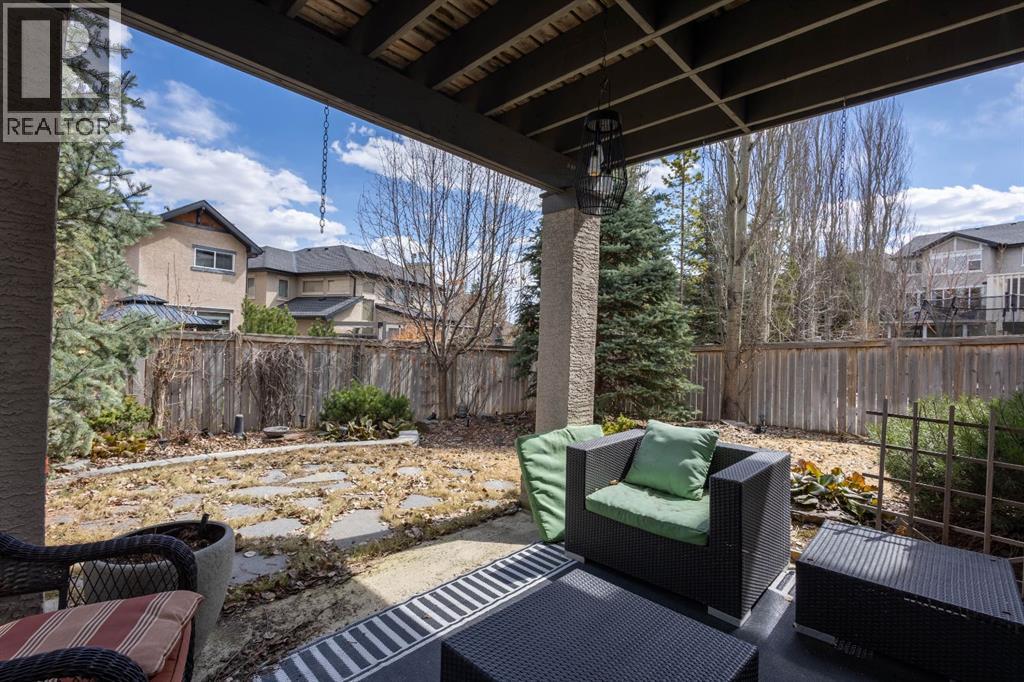 74 Valley Crest Rise NW, Calgary, Alberta  T3B 5Y9 - Photo 30 - A2305954