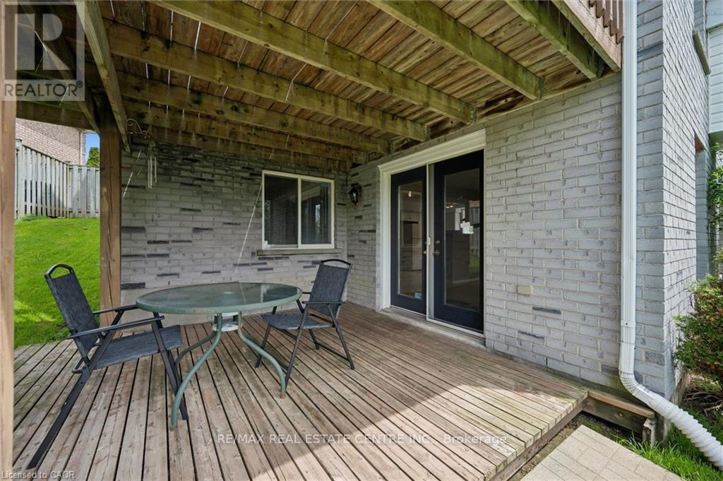24 Buckthorn Crescent, Guelph, Ontario  N1E 7C3 - Photo 41 - X13160540