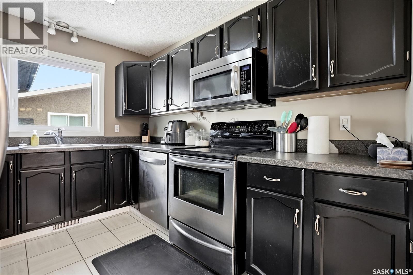 5851 Ehrle Crescent, Regina, Saskatchewan  S4X 4C4 - Photo 13 - SK036755