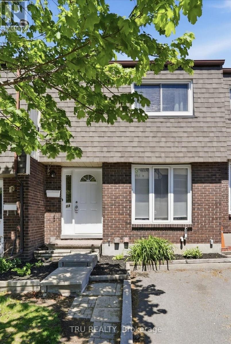 13 - 3301 MCCARTHY ROAD, Ottawa, Ontario