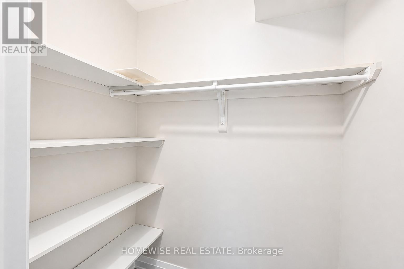 101 - 814 Glencairn Avenue, Toronto, Ontario  M6B 2A3 - Photo 10 - W12826192