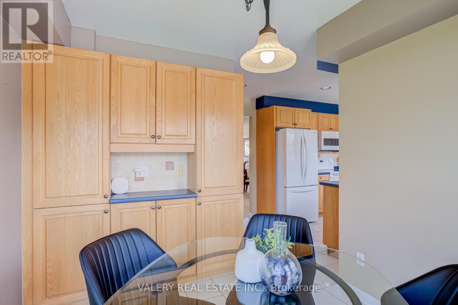 580 Legresley Lane, Newmarket, Ontario  L3Y 8R8 - Photo 10 - N13128102