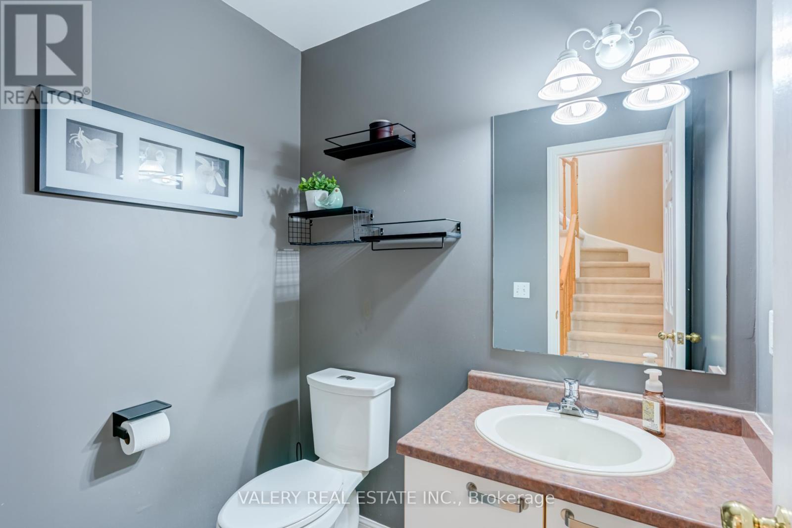 580 Legresley Lane, Newmarket, Ontario  L3Y 8R8 - Photo 12 - N13128102