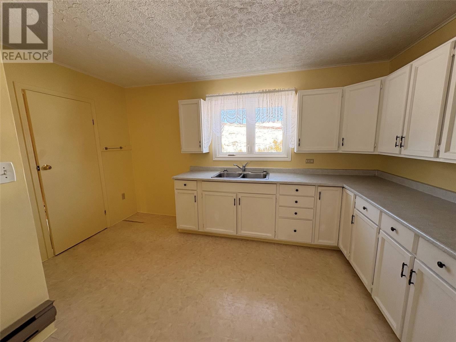 74 Regional Street, Port Aux Basques, Newfoundland & Labrador  A0M 1C0 - Photo 5 - 1296062