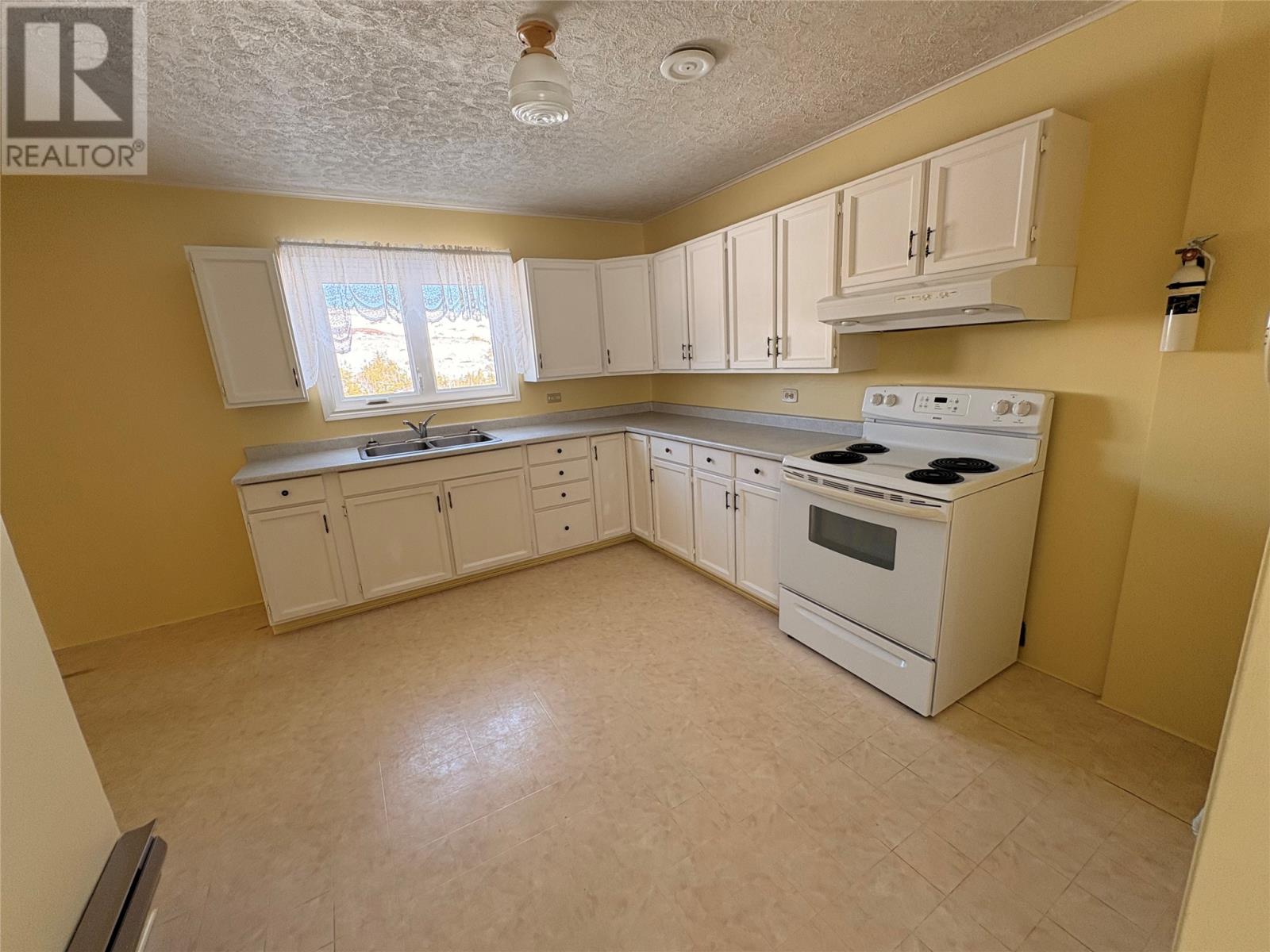 74 Regional Street, Port Aux Basques, Newfoundland & Labrador  A0M 1C0 - Photo 4 - 1296062