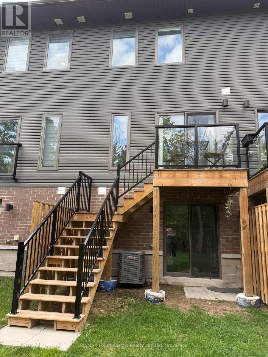 72 Winters Crescent, Collingwood, Ontario  L9Y 5T1 - Photo 2 - S13160786