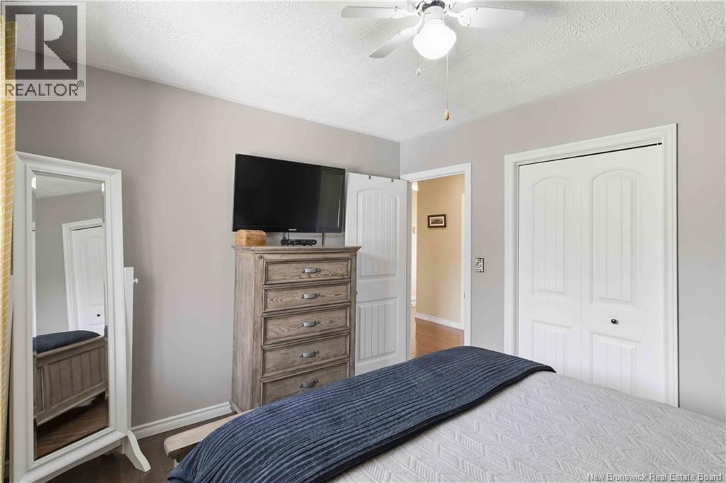 204 Macfarlane Street, Fredericton, New Brunswick  E3A 1V6 - Photo 16 - NB140098