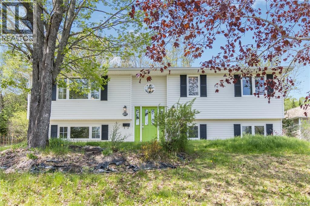 167 Mason Avenue, Fredericton, New Brunswick  E3A 5T5 - Photo 2 - NB139917