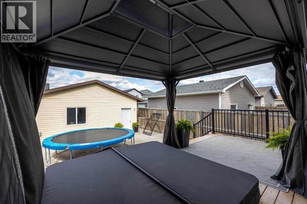 112 Saline Creek Way, Fort Mcmurray, Alberta  T9K 2V4 - Photo 34 - A2285315