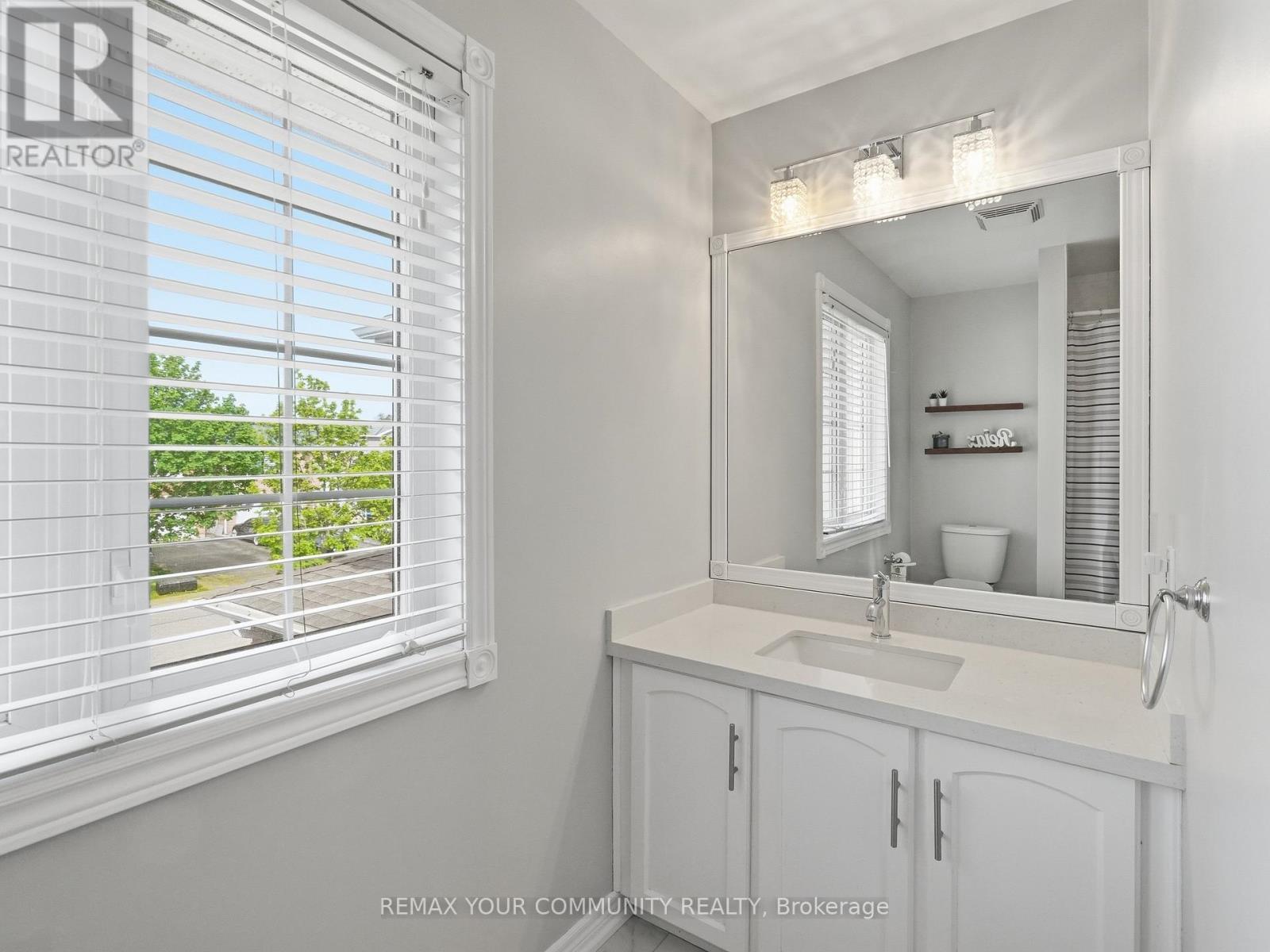 65 Adams Street, Bradford West Gwillimbury, Ontario  L3Z 3E2 - Photo 31 - N13160288