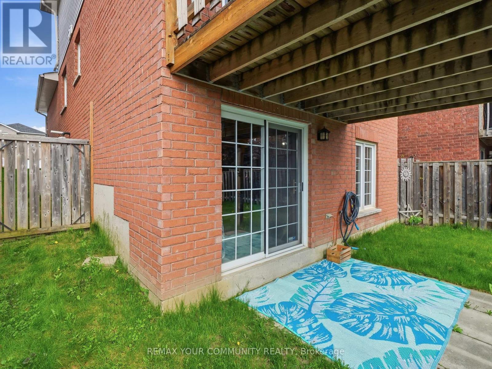 65 Adams Street, Bradford West Gwillimbury, Ontario  L3Z 3E2 - Photo 37 - N13160288