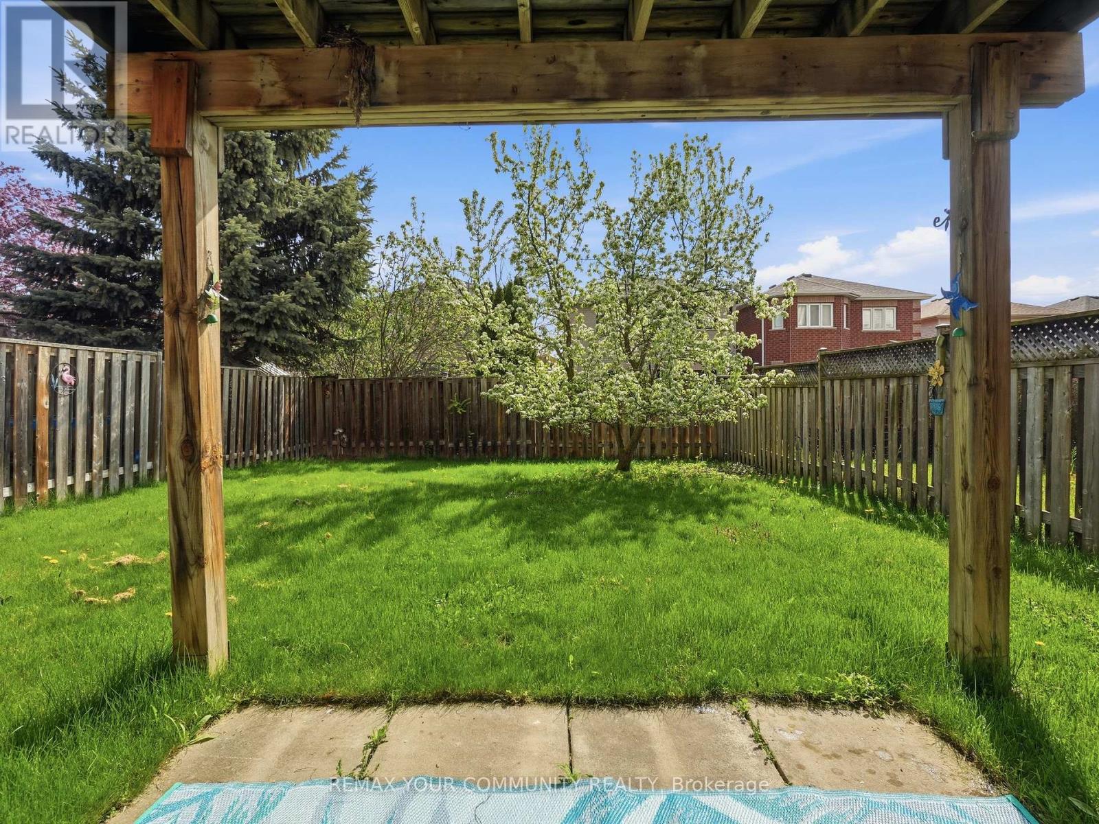 65 Adams Street, Bradford West Gwillimbury, Ontario  L3Z 3E2 - Photo 36 - N13160288