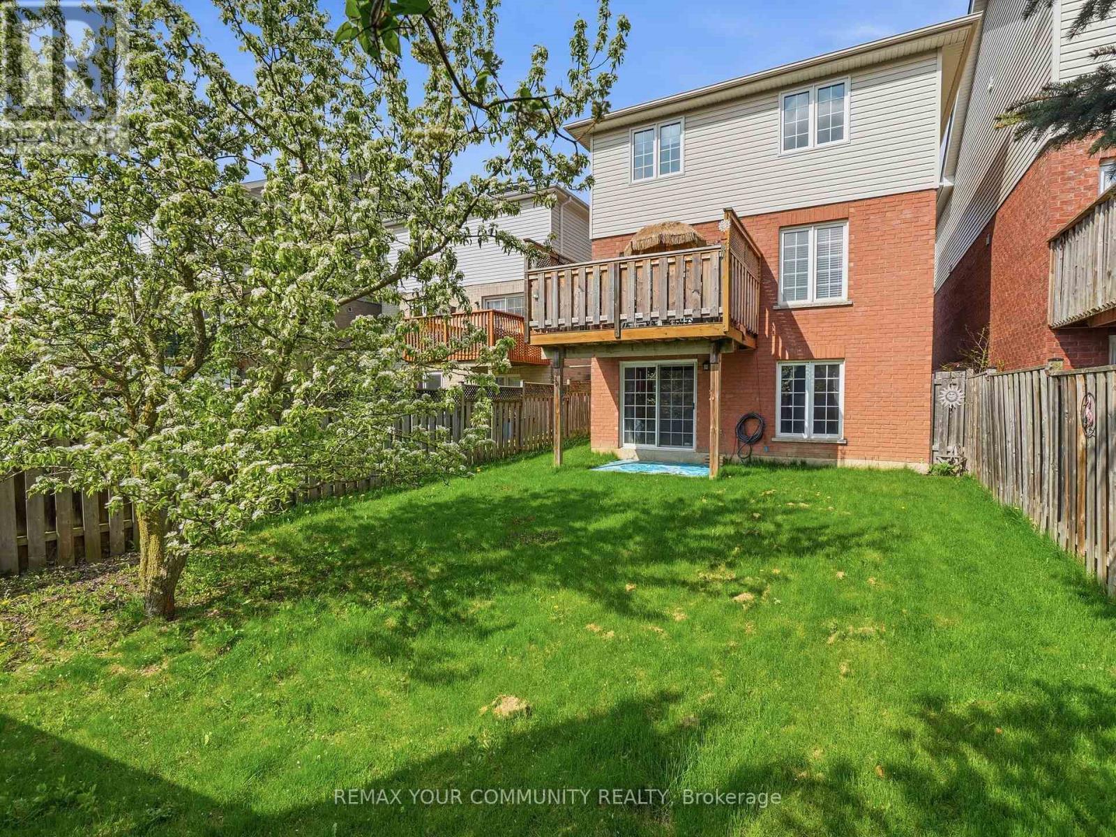 65 Adams Street, Bradford West Gwillimbury, Ontario  L3Z 3E2 - Photo 39 - N13160288