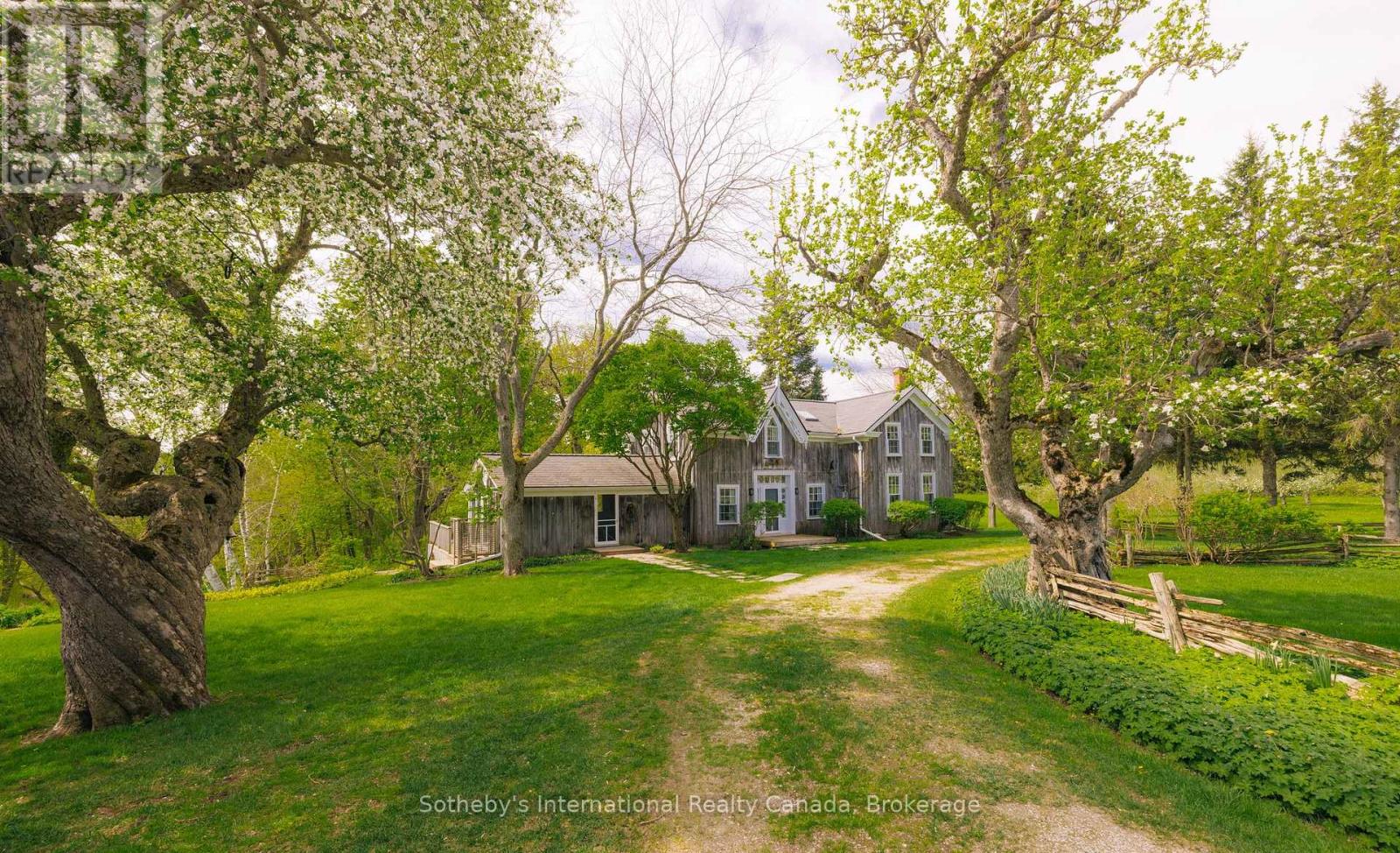 47014 Old Mail Road, Grey Highlands, Ontario  N4L 1W7 - Photo 2 - X13160826