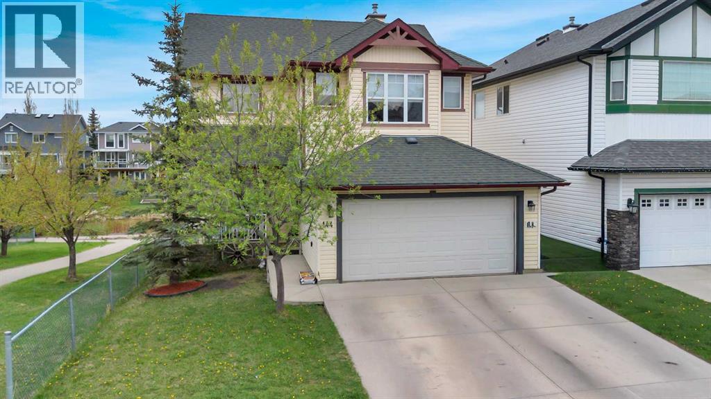 144 Bayside Point SW, Airdrie, Alberta  T4B 2X3 - Photo 2 - A2311134