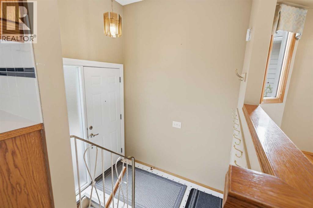 404 Canterbury Drive SW, Calgary, Alberta  T2W 1J2 - Photo 21 - A2312162