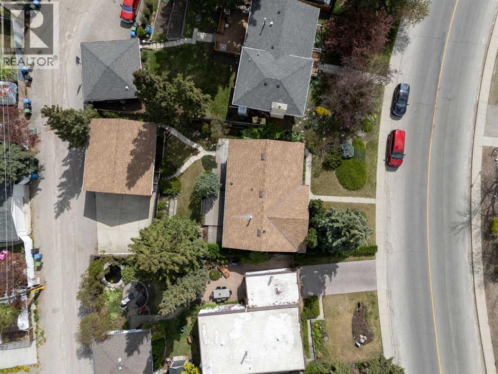 404 Canterbury Drive SW, Calgary, Alberta  T2W 1J2 - Photo 38 - A2312162