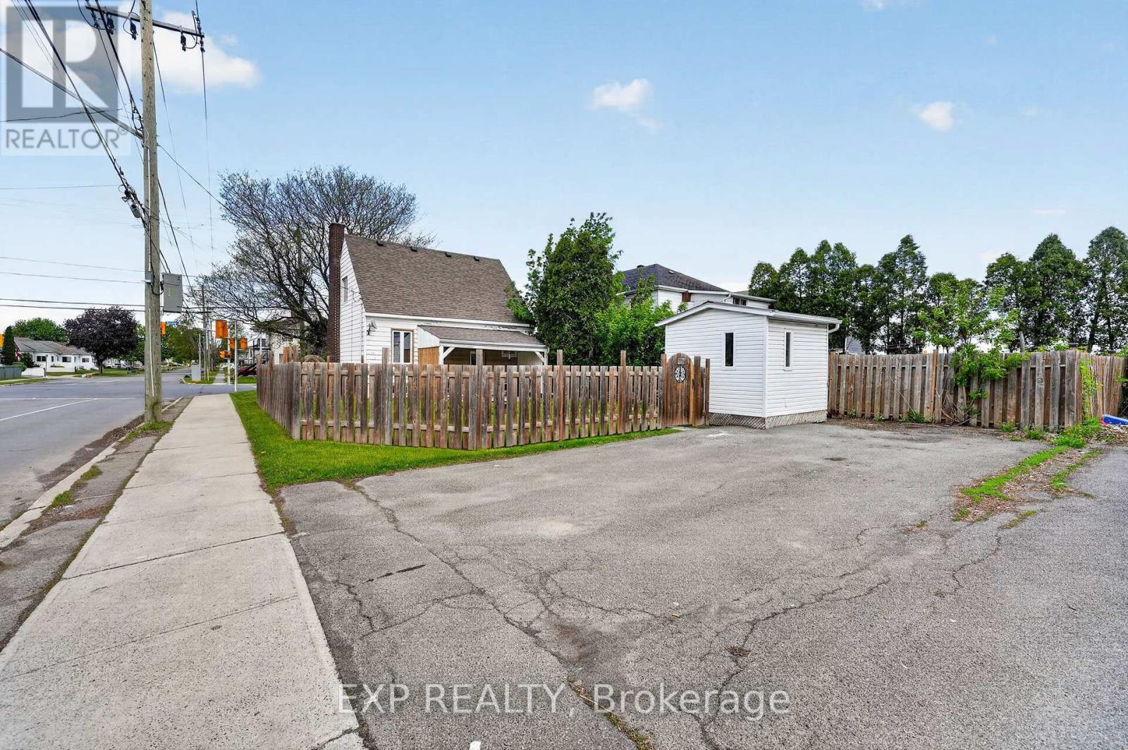 1301 Second Street E, Cornwall, Ontario  K6H 2B6 - Photo 33 - X13160794