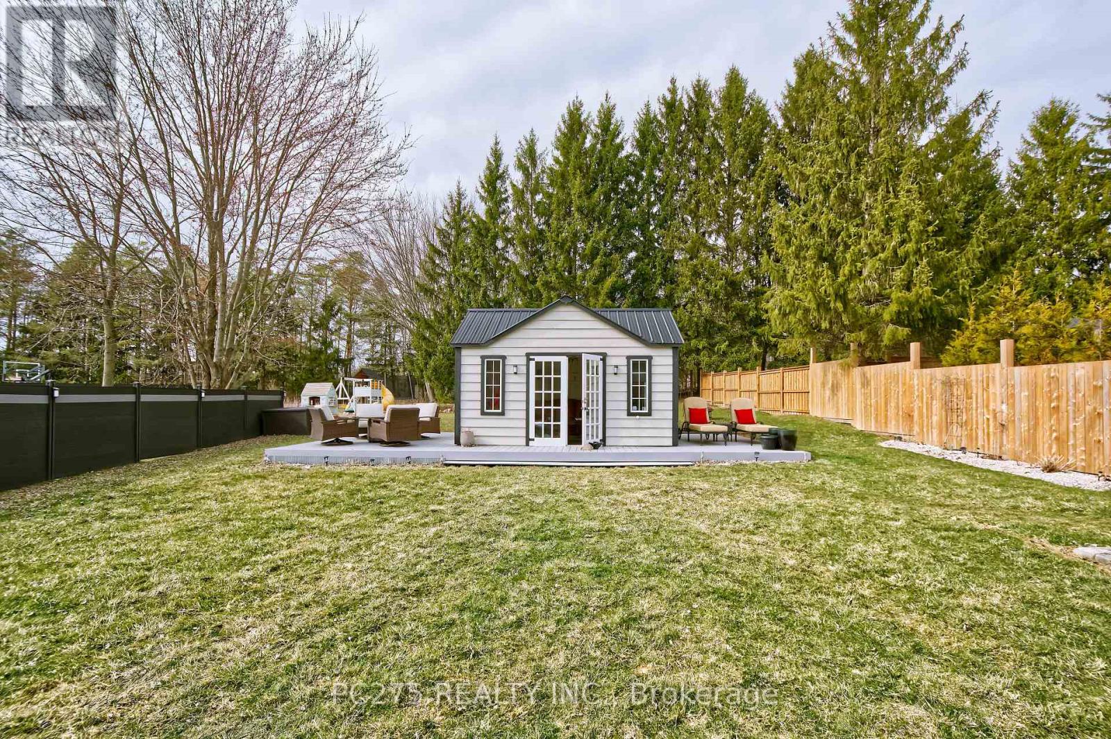 22 Talbot Grove Lane, Southwold, Ontario  N5P 3T2 - Photo 35 - X12904714