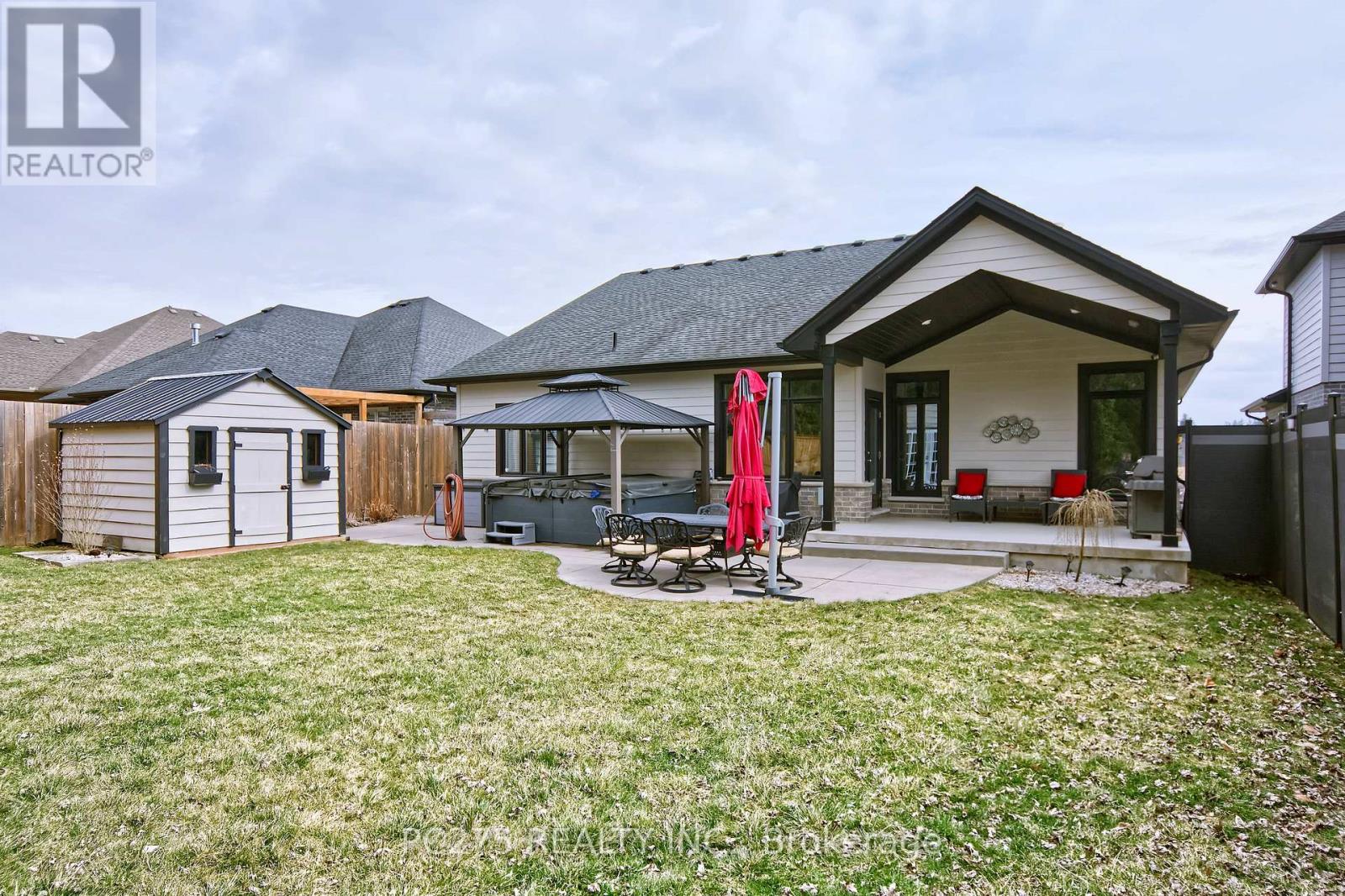 22 Talbot Grove Lane, Southwold, Ontario  N5P 3T2 - Photo 38 - X12904714