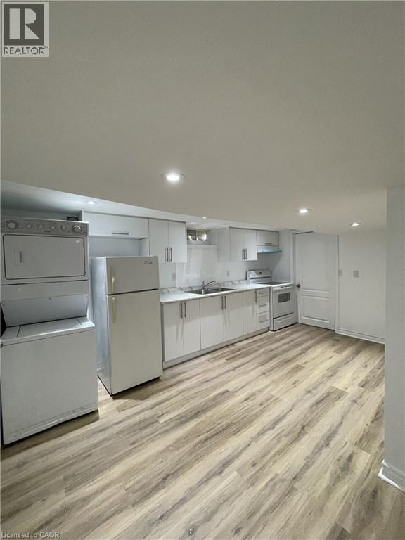 46 Plains Road E Unit# Basement, Burlington, Ontario  L7T 2B9 - Photo 4 - 40832422
