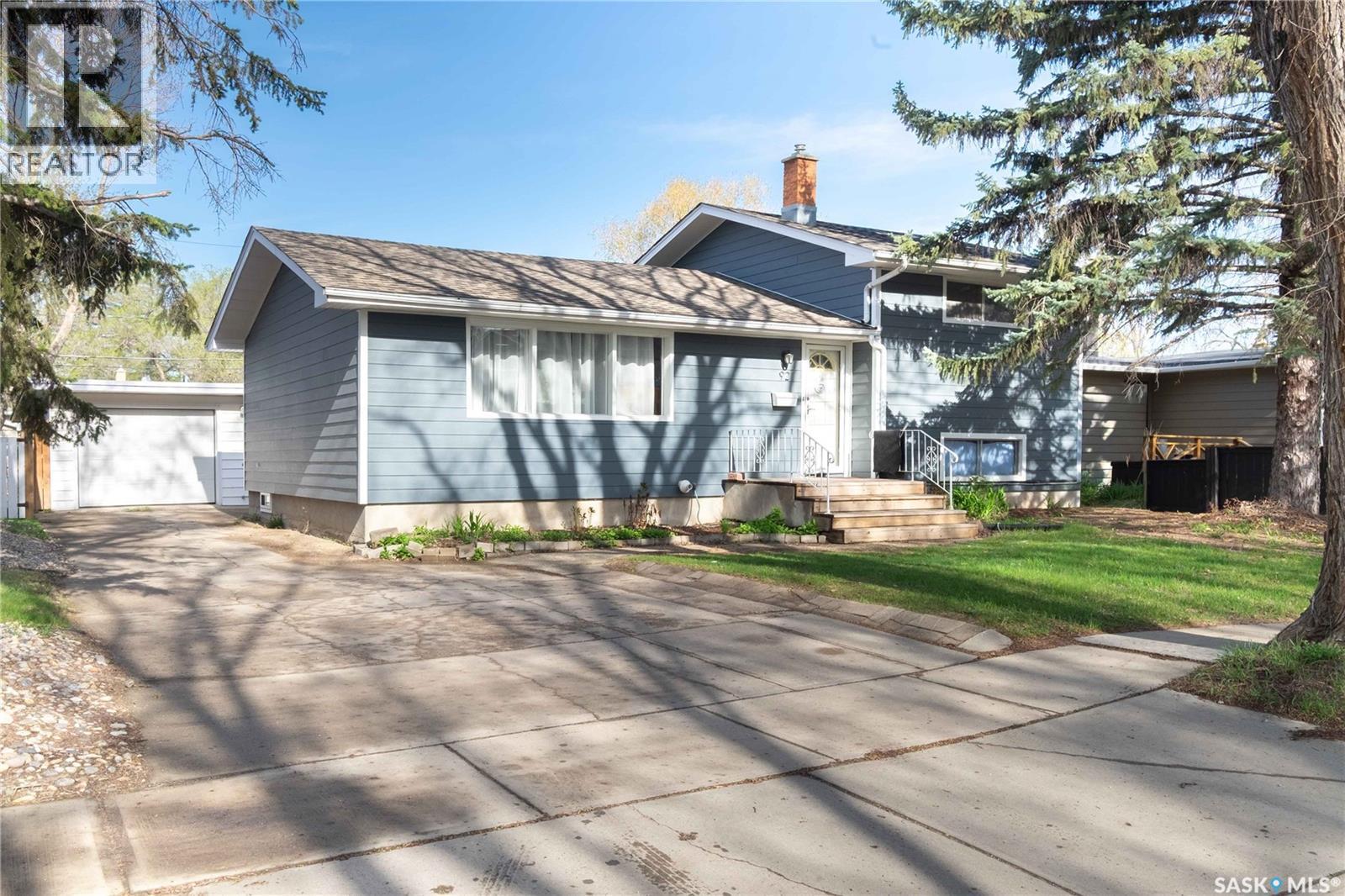 92 Bell STREET, Regina, Saskatchewan