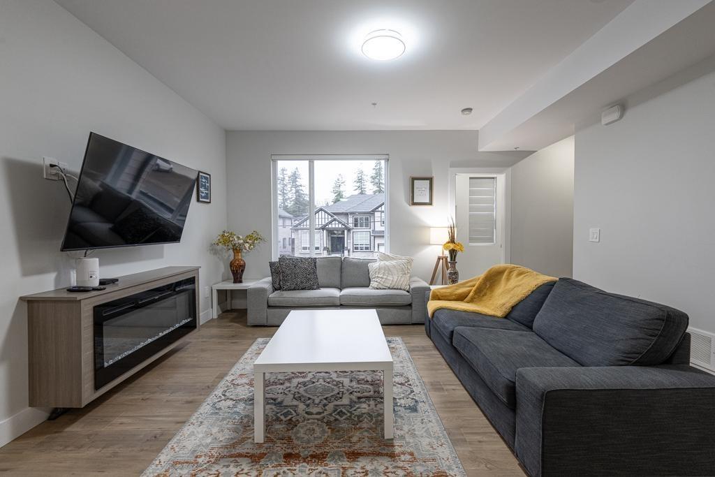 2576 Janzen Street, Abbotsford, British Columbia V3G 0G8 - Photo 4 - R3121749