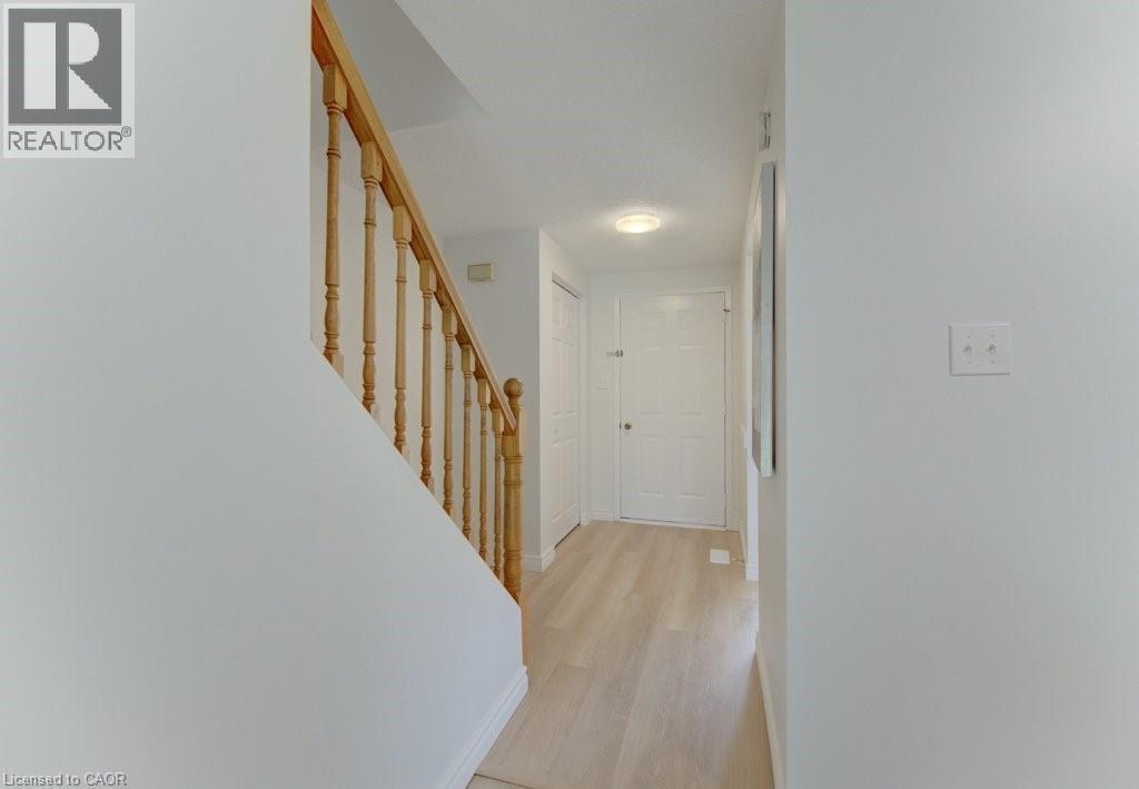 603 Pinerow Crescent Unit# B, Waterloo, Ontario  N2T 2K6 - Photo 8 - 40831799