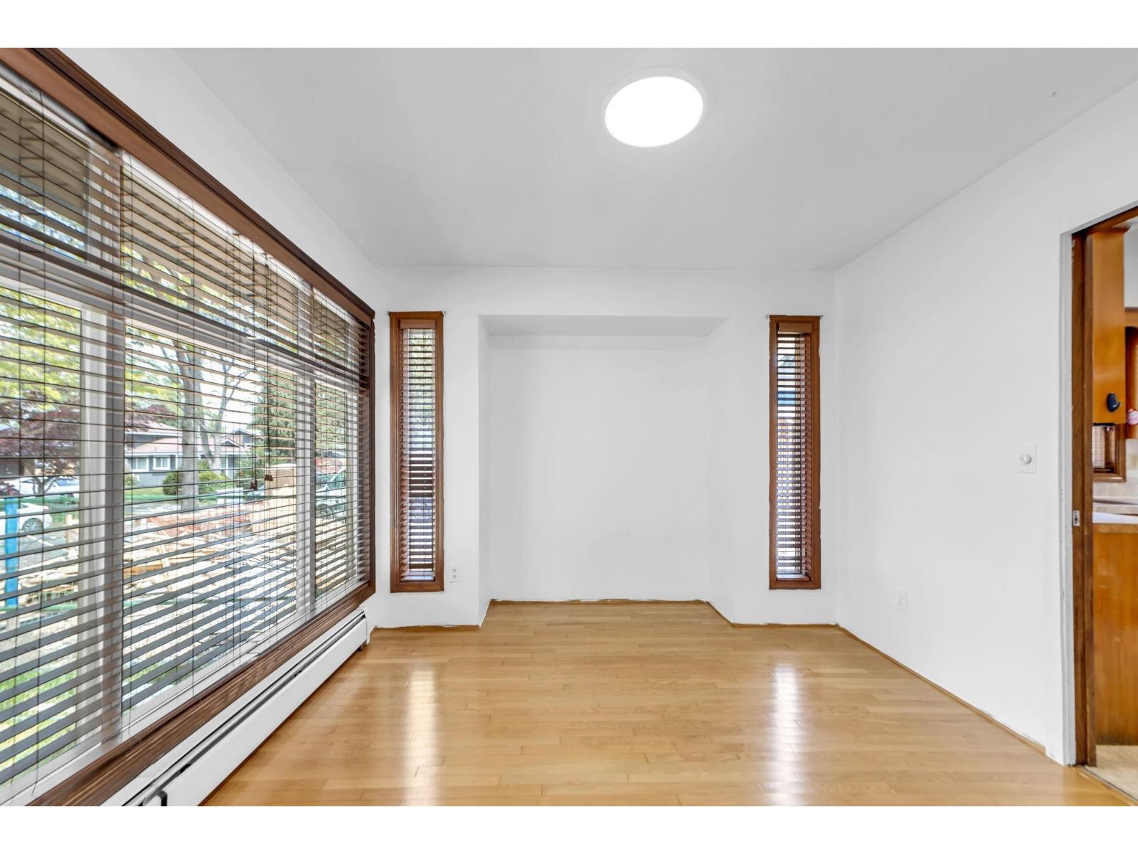 12881 Carluke Crescent, Surrey, British Columbia  V3V 6Y9 - Photo 11 - R3125345