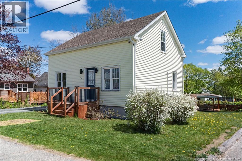146 Burns St, Miramichi, New Brunswick  E1V 1H9 - Photo 1 - NB140092