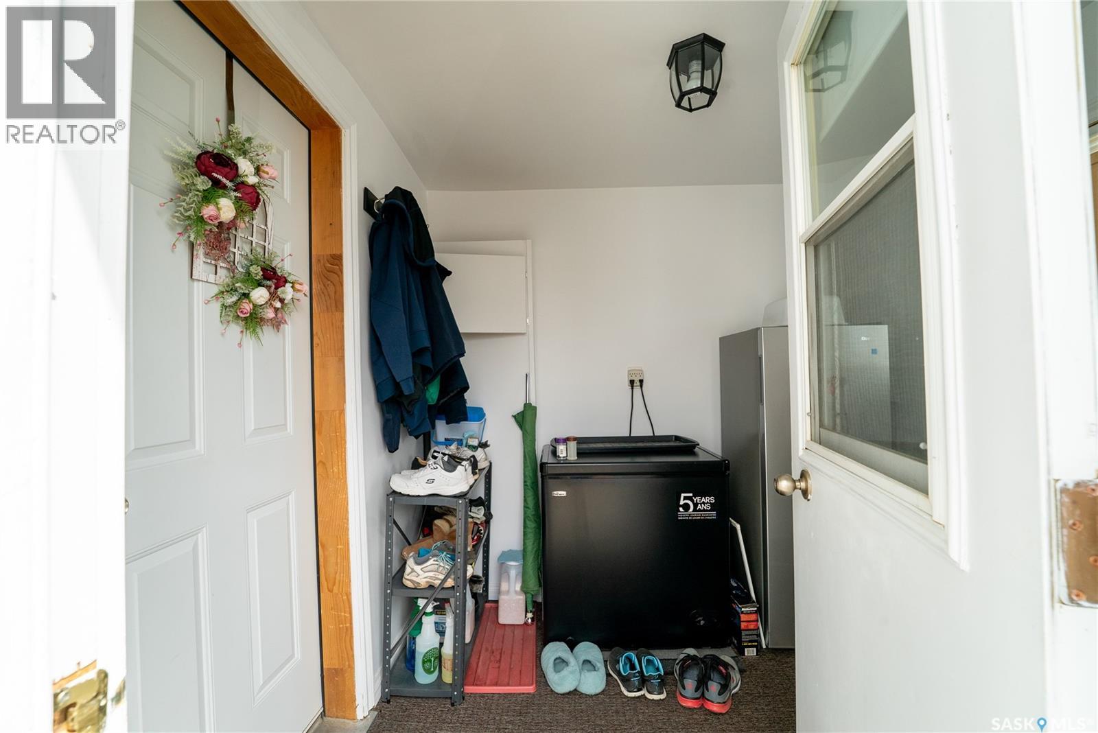 300 Carson Street, Dundurn, Saskatchewan  S0K 1K0 - Photo 2 - SK036829