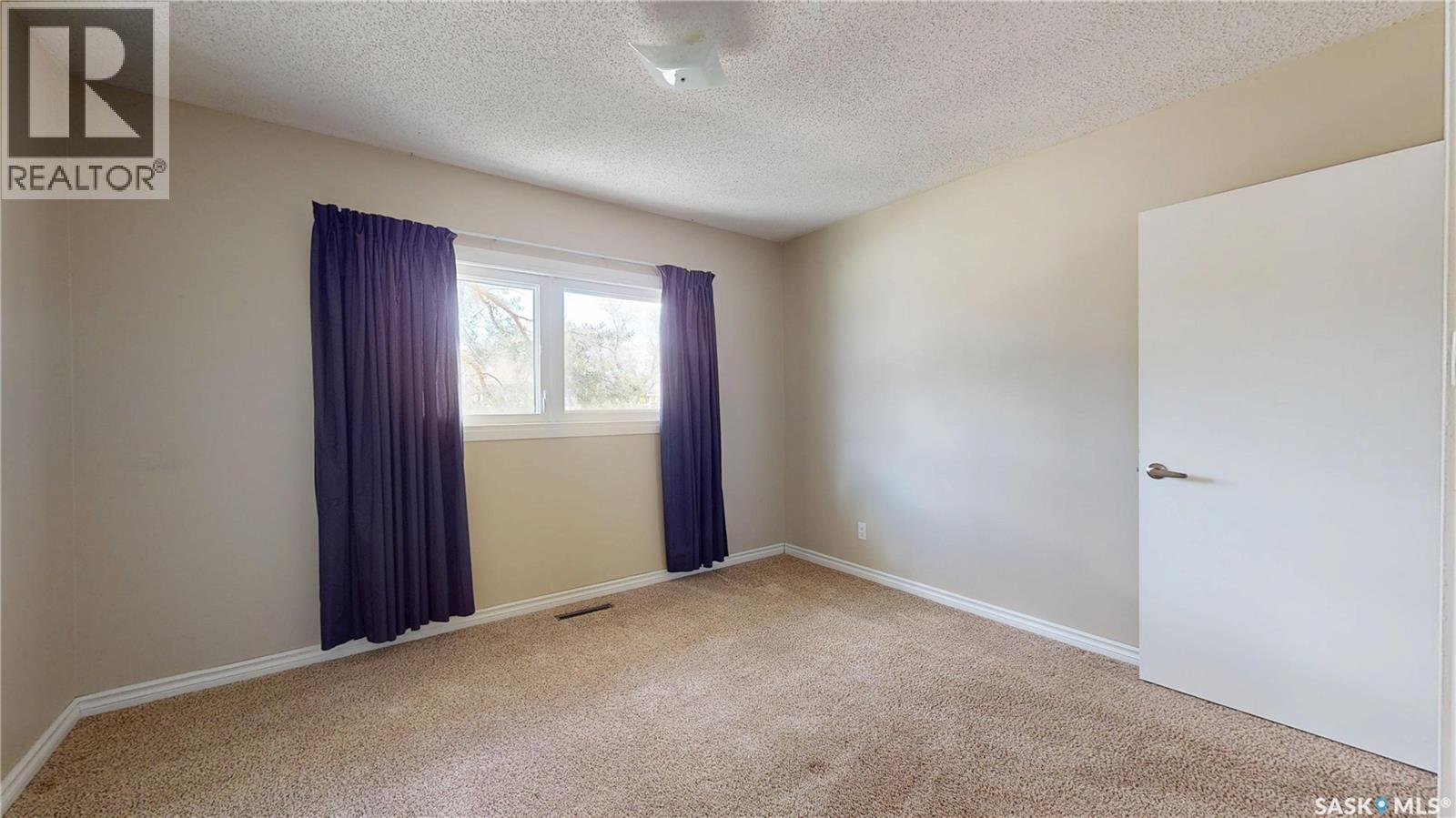 5445 4th Avenue, Regina, Saskatchewan  S4T 0J8 - Photo 11 - SK036808