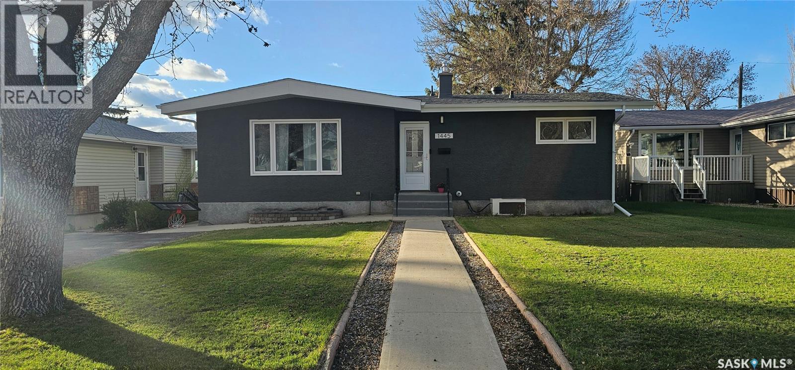 1445 Ashley DRIVE, Swift Current, Saskatchewan