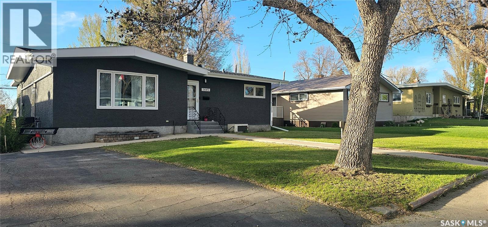 1445 Ashley Drive, Swift Current, Saskatchewan  S9H 1N6 - Photo 24 - SK036609