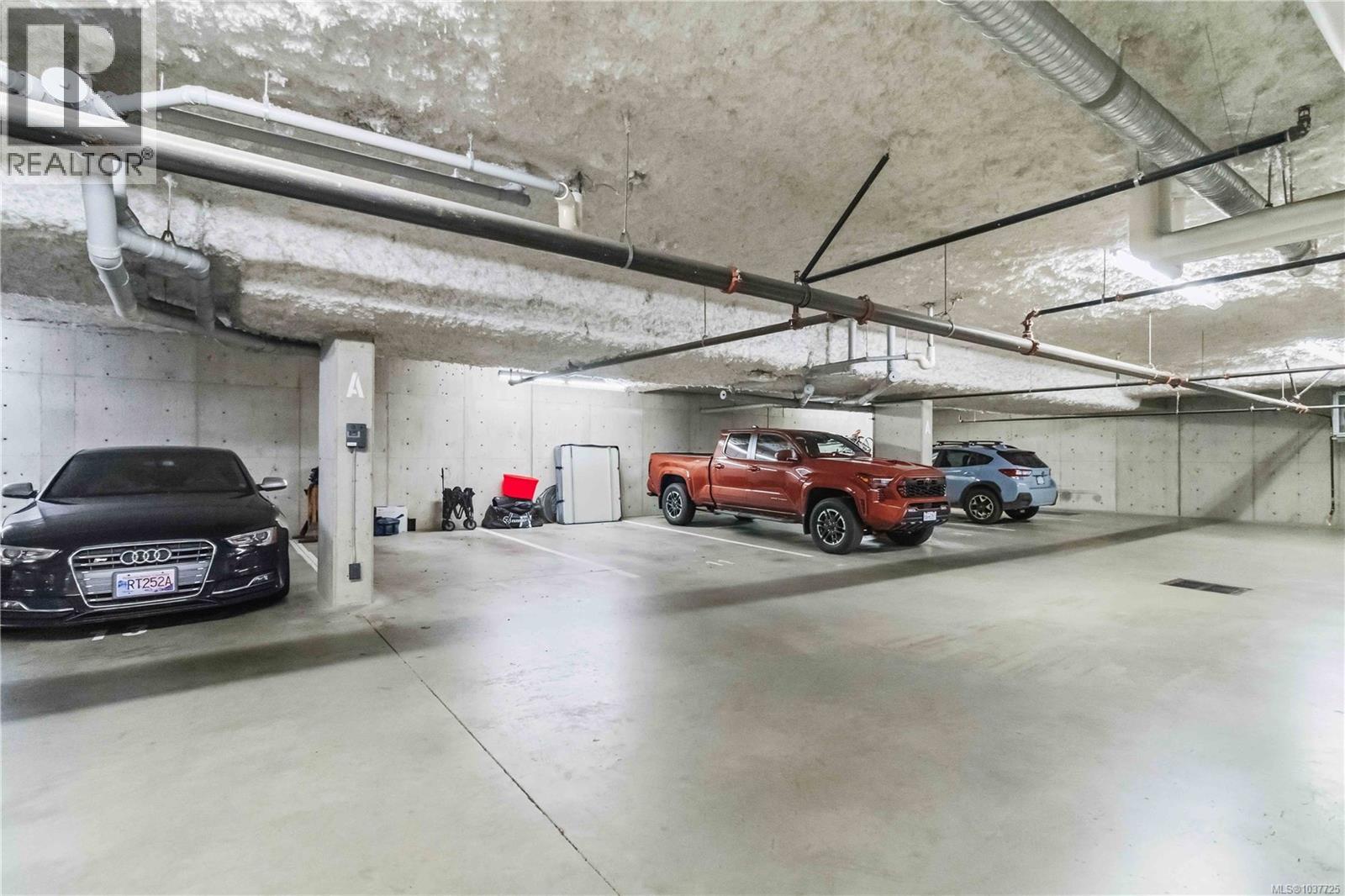 304 787 Tyee Rd, Victoria, British Columbia  V9A 7R5 - Photo 13 - 1037725