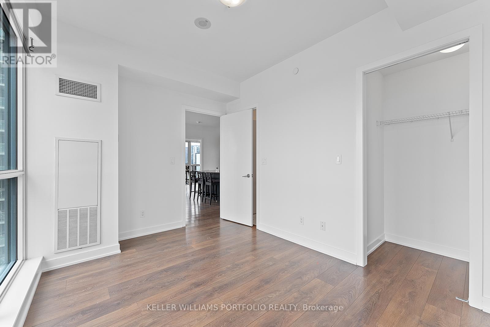 1009 - 50 Bruyeres Mews, Toronto, Ontario  M5V 0H8 - Photo 24 - C13160784