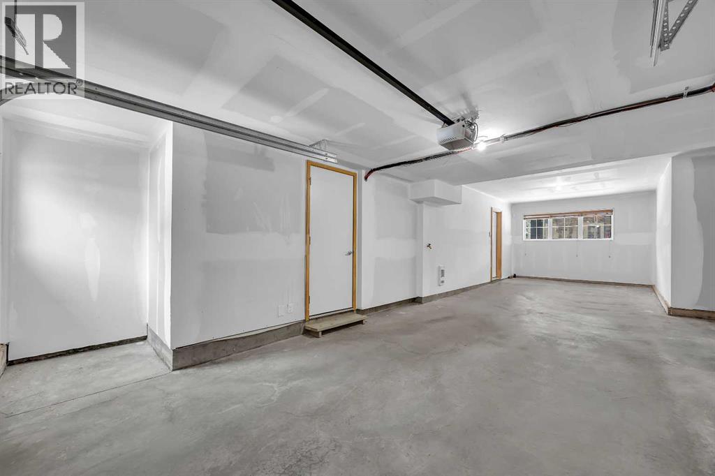 455 Ascot Circle SW, Calgary, Alberta  T3H 0X3 - Photo 45 - A2313577