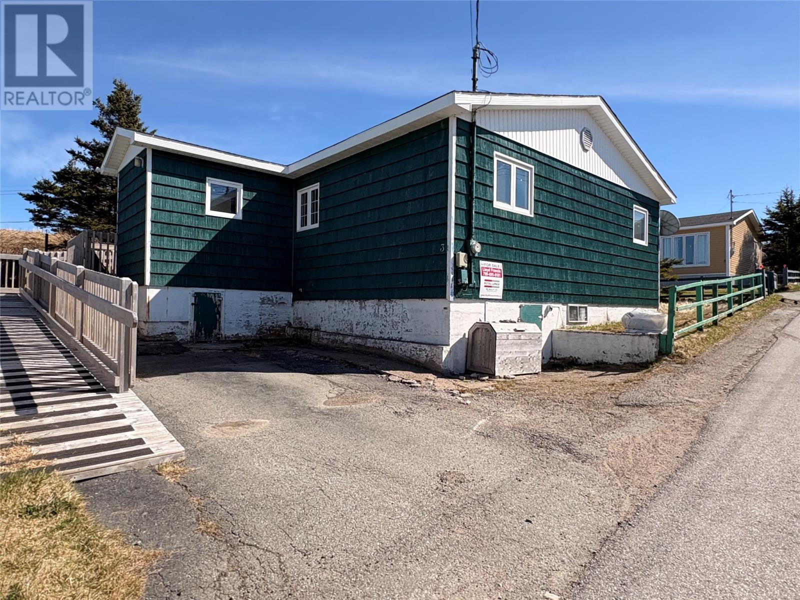 3 Hilltop Lane, Port aux Basques, Newfoundland & Labrador