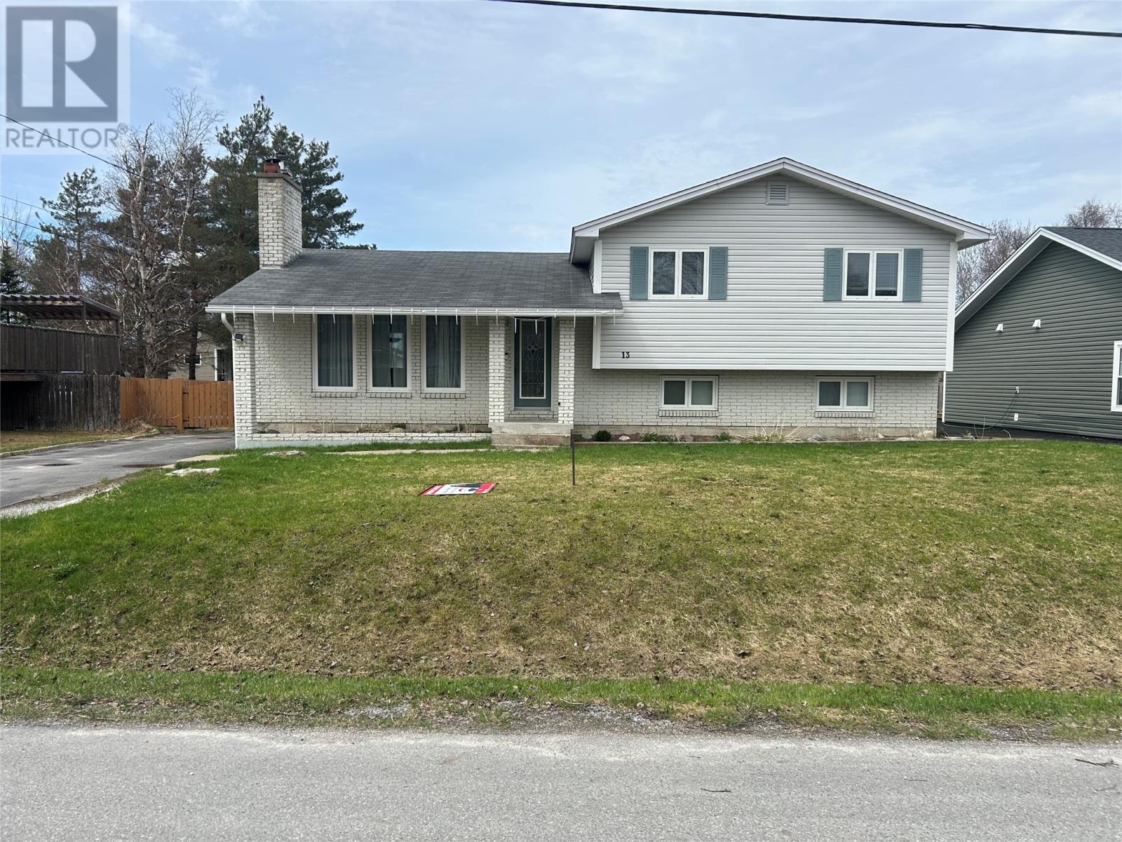 13 Birchview Drive, Pasadena, Newfoundland & Labrador