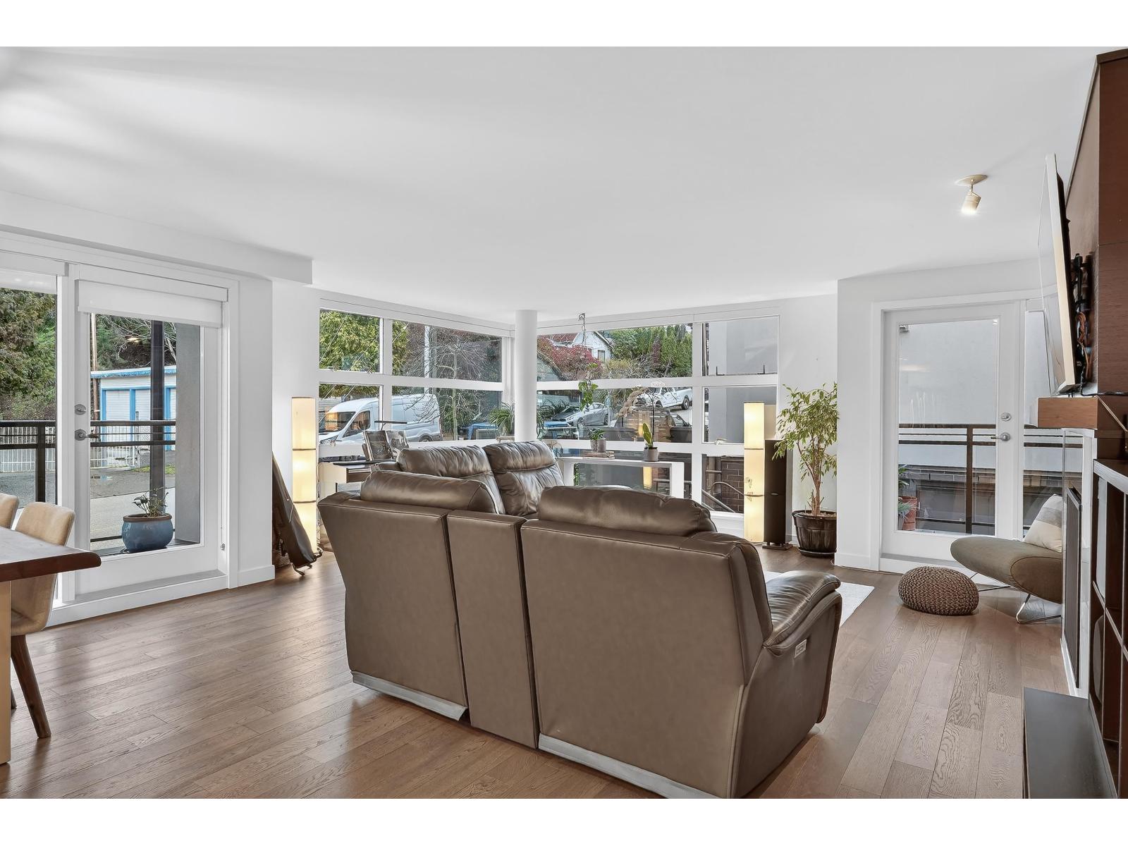 205 1160 Oxford Street, Surrey, British Columbia  V4B 0B3 - Photo 11 - R3126659