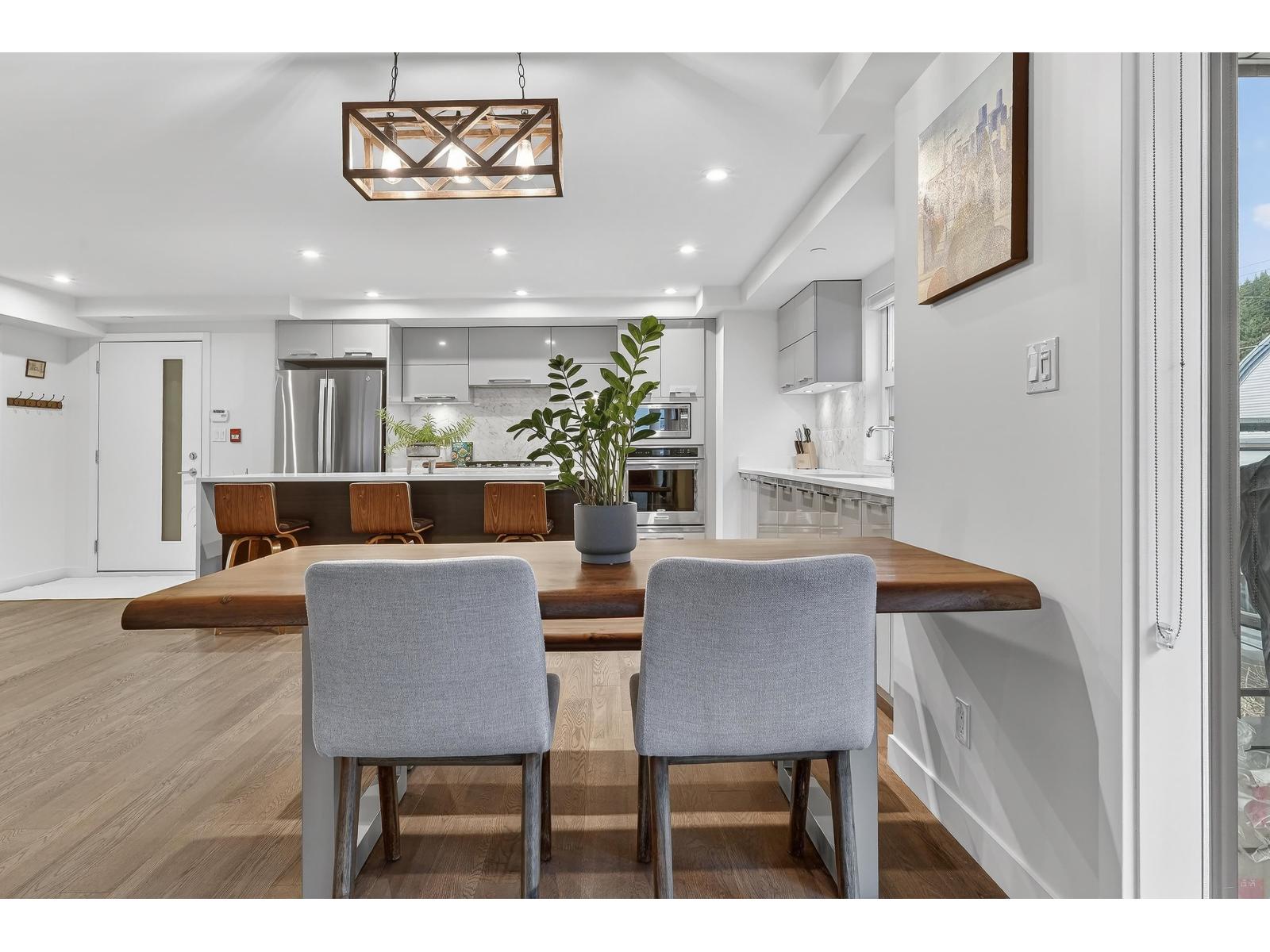 205 1160 Oxford Street, Surrey, British Columbia  V4B 0B3 - Photo 10 - R3126659