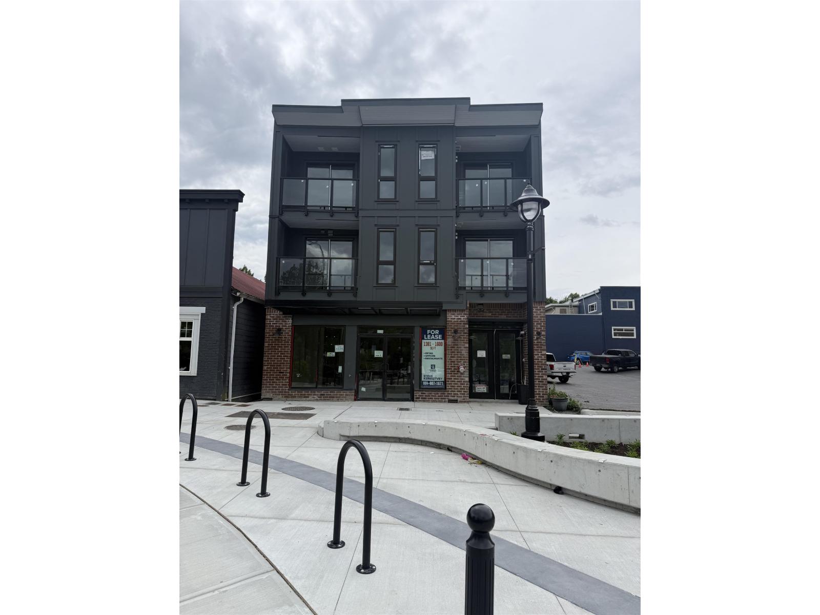 2549 Montvue Avenue, Abbotsford, British Columbia  V2S 3V2 - Photo 2 - C8078922