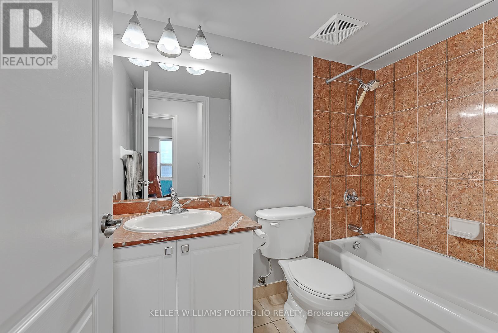 1417 - 15 North Park Road, Vaughan (Beverley Glen), Ontario  L4J 0A1 - Photo 17 - N13160678