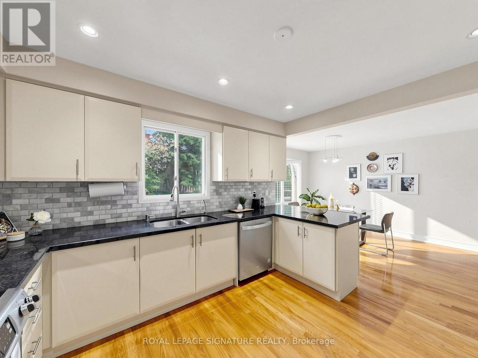 41 Prince Edward Boulevard, Markham, Ontario  L3T 7G1 - Photo 18 - N13160740