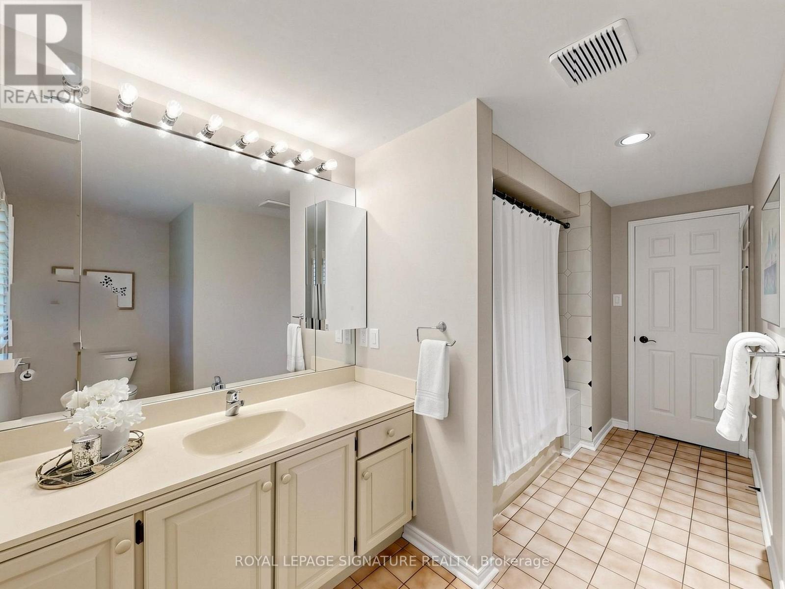 41 Prince Edward Boulevard, Markham, Ontario  L3T 7G1 - Photo 38 - N13160740